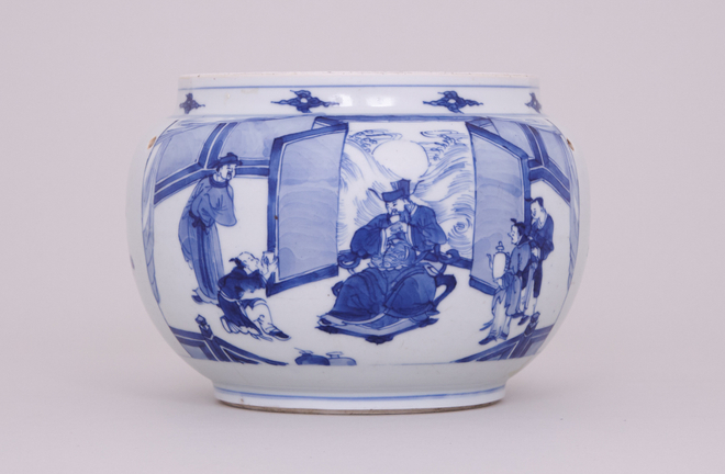 A CHINESE BLUE AND WHITE JAR, Kangxi (1662-1722)