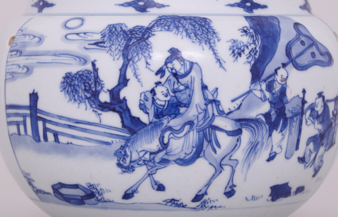 A CHINESE BLUE AND WHITE JAR, Kangxi (1662-1722)