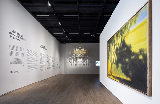 “时间引力：2023成都双年展 ”展览现场 Installation of Time Gravity: 2023 Chengdu Biennale