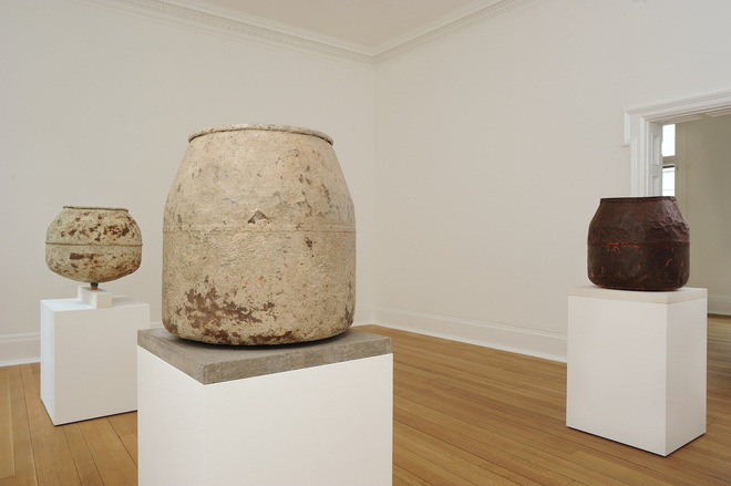 <p>Installation view, Thomas Dane Gallery</p>