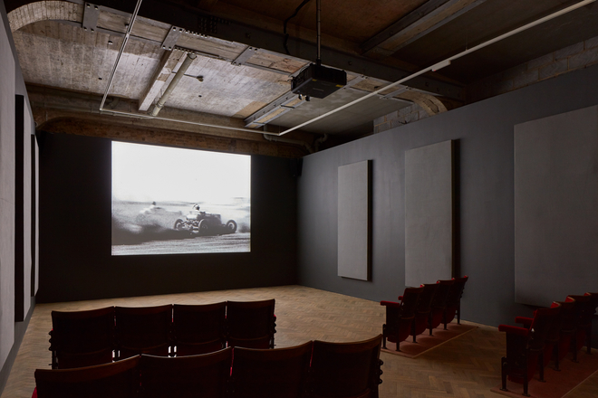 <p>Installation view, Thomas Dane Gallery, London</p>