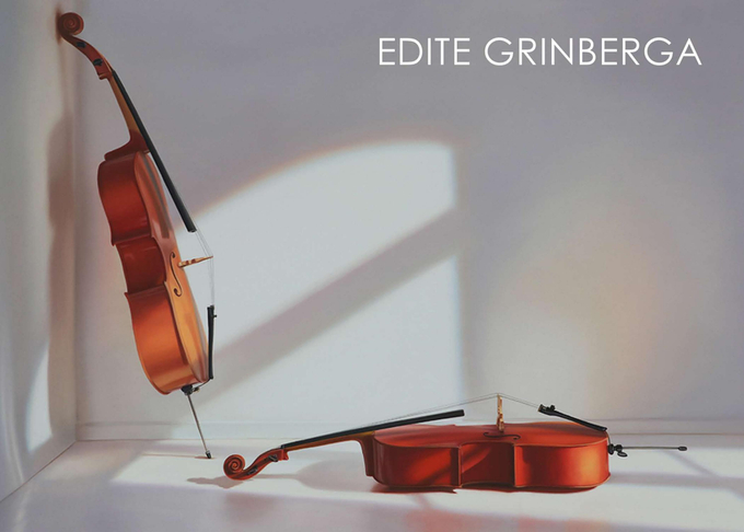 Traveling Light - Edite Grinberga