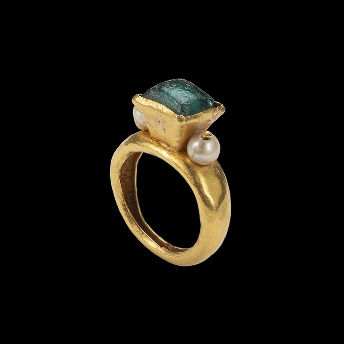 Byzantine Ring with Emerald Glass and Pearls
