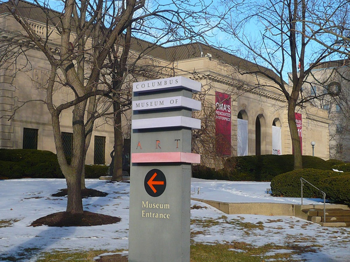 in __ we trust: art and money