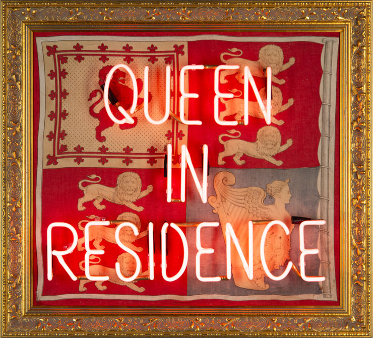 Illuminati Neon, Queen In Residence (Red)