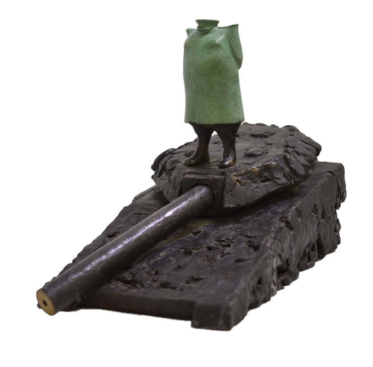 Late victory, 2019 Bronze Edition of 8 40 x 32 x 63 cm