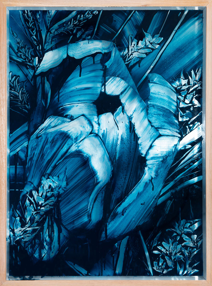 Hiroyasu Tsuri Blue Tulip I, 2022 Aerosol on Perspex with fluorescent tube light 74 x 54 x 0.3 cm (unframed) 78.5 x 58.6 x 8.8 cm (framed)