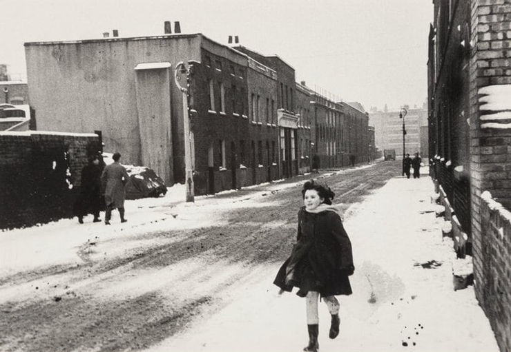 Roger Mayne Girl in the Snow, Bethnal Green, London, 1955 Gelatin Silver Print 16.5 x 24.1 cms 6 1/2 x 9 1/2 ins