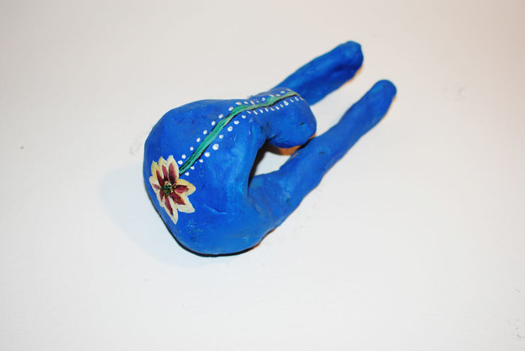 Alymamah Rashed, I Left You My Innerbloom (A Daffodil from the Mountain), 2023