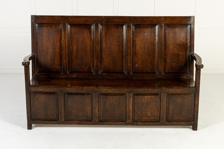18th Century English Oak Settle