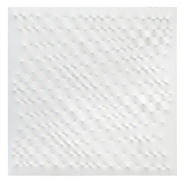 Enrico Castellani, Superficie bianca, 1991