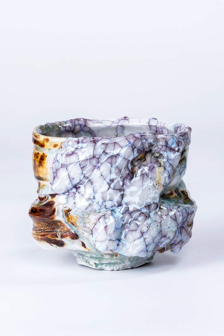 Kodai Ujiie White Porcelain Lacquer Tea Bowl , 2025 Porcelain, Lacquer 13.3 x 14 x 11.7 cm 5 1/4 x 5 1/2 x 4 5/8 in