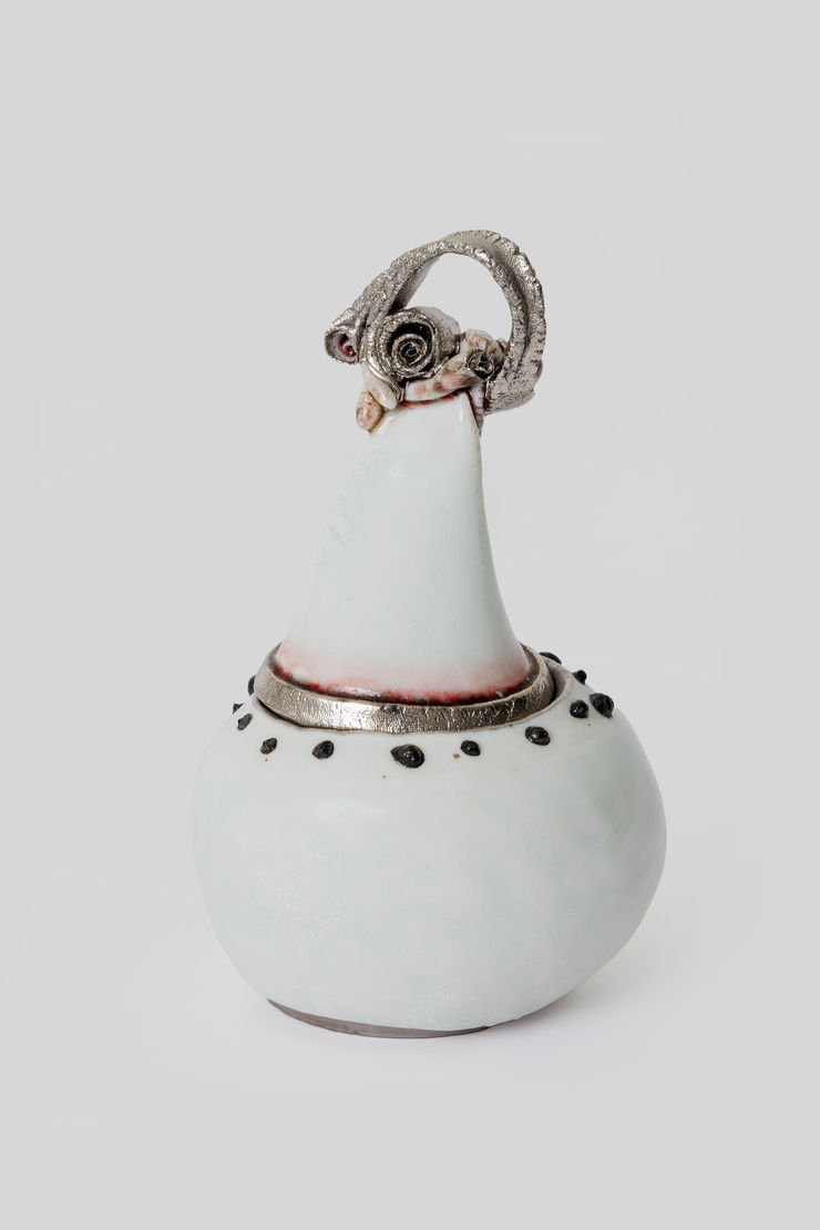 Kentaro Kawabata seed , 2021 Porcelain, silver, platinum, slag 6 x 3 3/4 x 3 3/8 in 15.2 x 9.5 x 8.5 cm