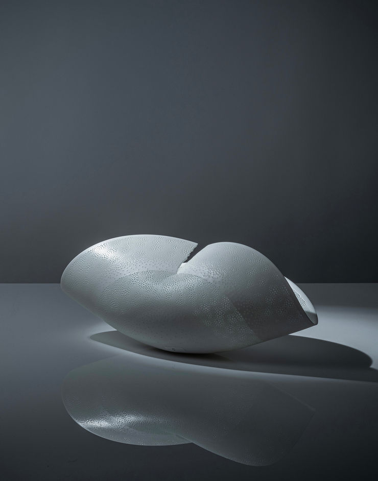 Niisato Akio, ワレ皿（大), 2024