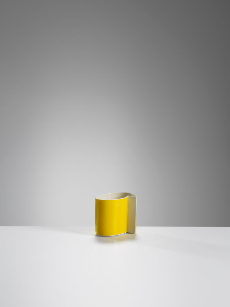 Bodil Manz, Little form with wing, 2023