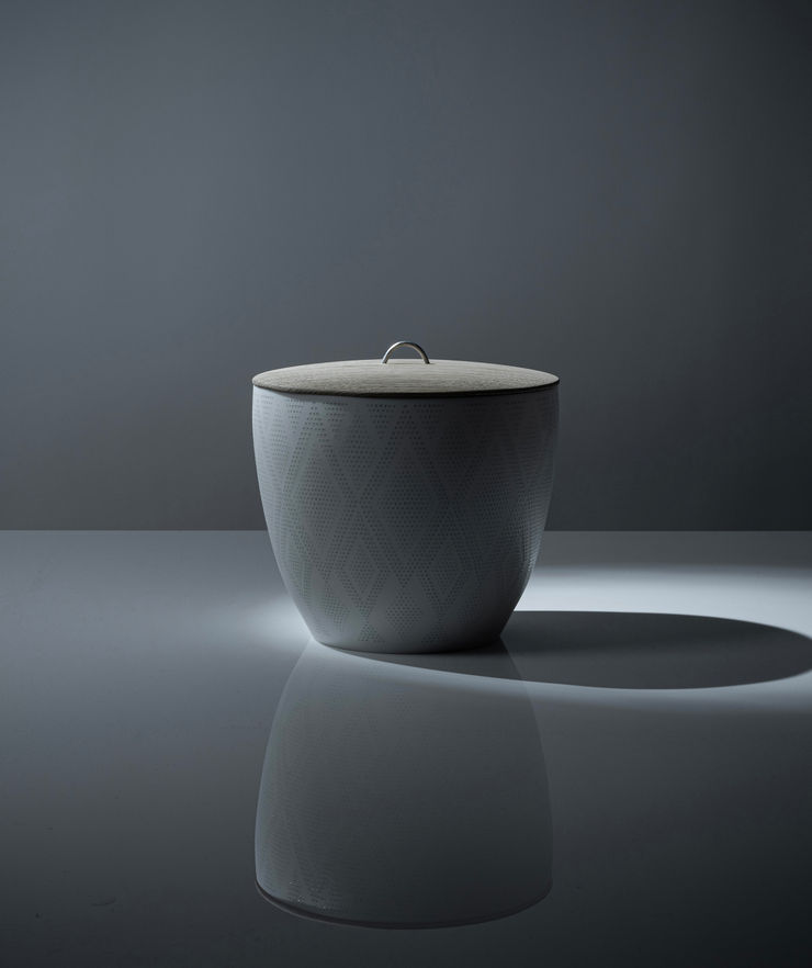 Niisato Akio, 水指, 2024