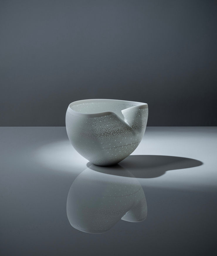 Niisato Akio, 破れ碗（点), 2024