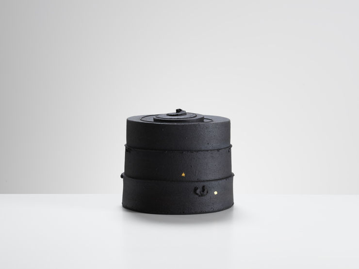 Julian Stair, Cinerary Jar VI, 2021