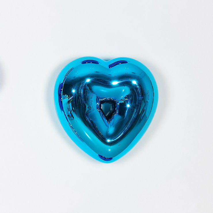 Jae Yong Kim b3. Donut Blues (CB019), 2023 F.R.P, Chrome plating, Crystals about 35 x 35 x 13 cm (13.7 x 13.7 x 5 in)