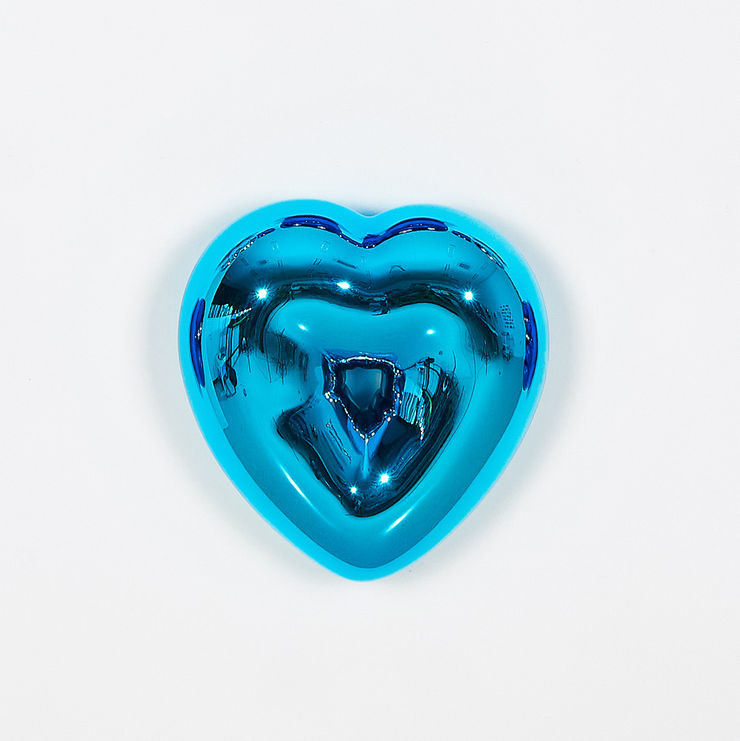 Jae Yong Kim c2. Donut Blues (CB006), 2022 F.R.P, Chrome plating, Crystals about 35 x 35 x 13 cm (13.7 x 13.7 x 5 in)