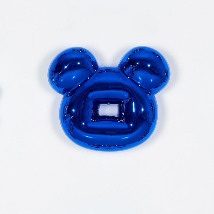 Jae Yong Kim b2. Donut Blues (CB005), 2022 F.R.P, Chrome plating, Crystals about 35 x 35 x 13 cm (13.7 x 13.7 x 5 in)