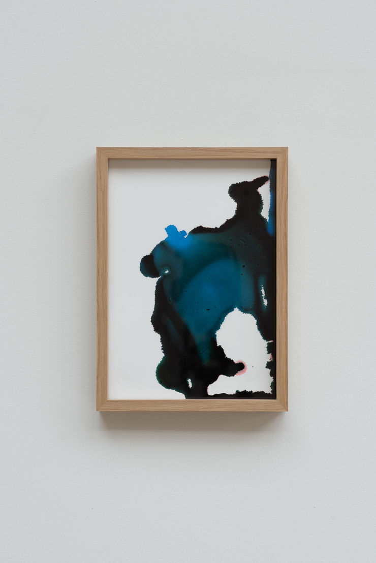 Sophie Hing Yee Cheung CMYK Painting: Embodies the Cross-section of Crystal, 2024 Inkjet printer ink on paper 21 x 14.8 cm 22.5 x 16.3 cm framed