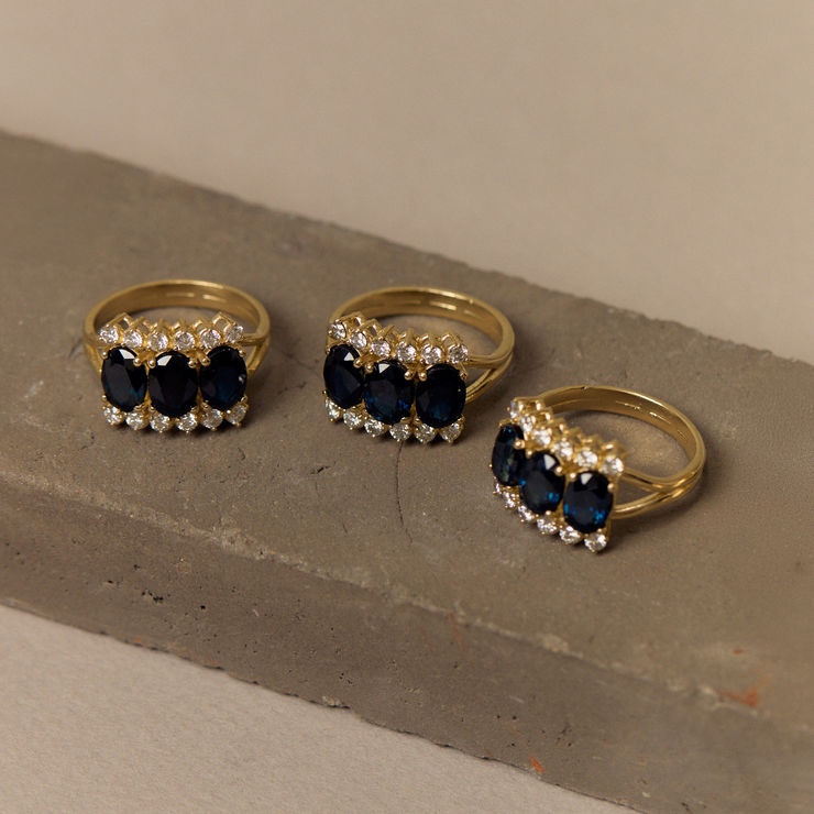 14k yellow gold, mimi oval sapphire ring by Fringe Gallery studio jeweler Jane Pope