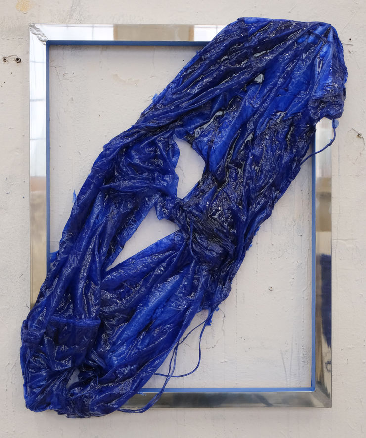 Clemens Wolf Parachute Painting, 2026 Fallschirm, Epoxyharz auf Stahlrahmen 78,5 x 61 cm