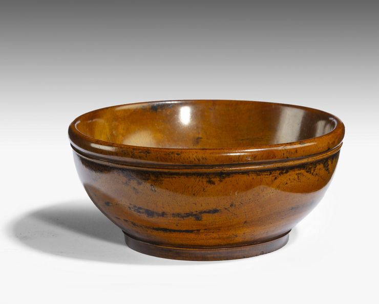 Coulborn antique fruitwood spice bowl