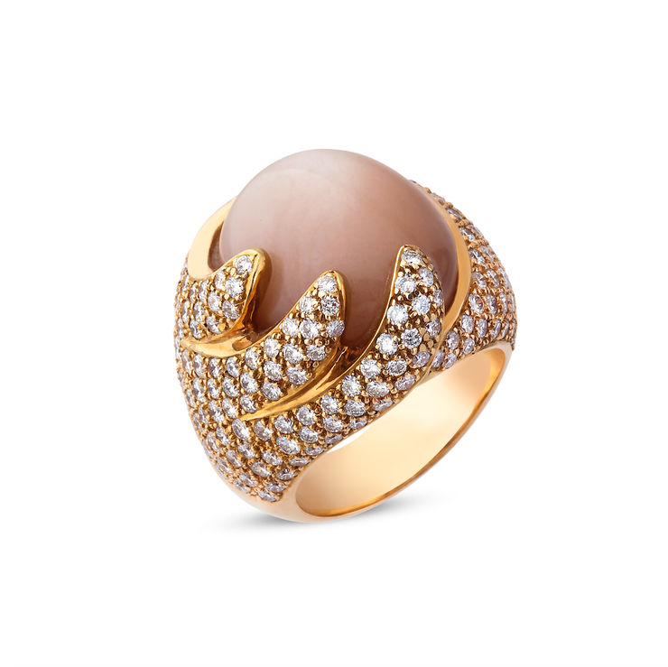 Terzihan, Kameleona: Moon Ring