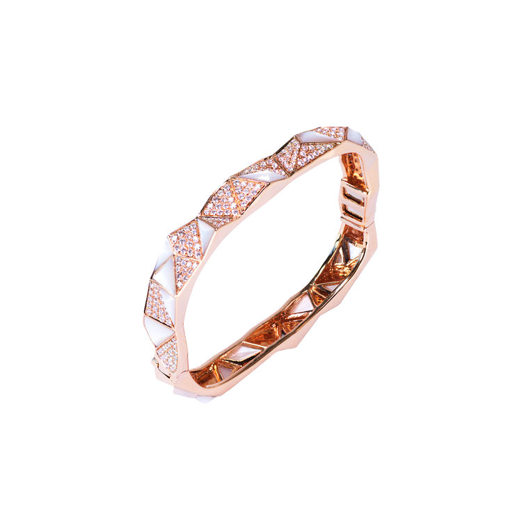 Simone Jouer: Edgy Bangle 18K Rose Gold White Mother-of-pearl: 21 pieces Diamonds: 221 pieces - 1.32 carats