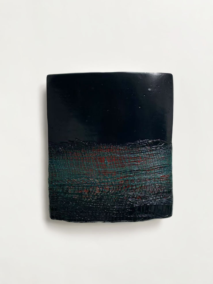 蘇笑柏 Su Xiaobai, 凝瓦-1 Lone Tile-1, 2025