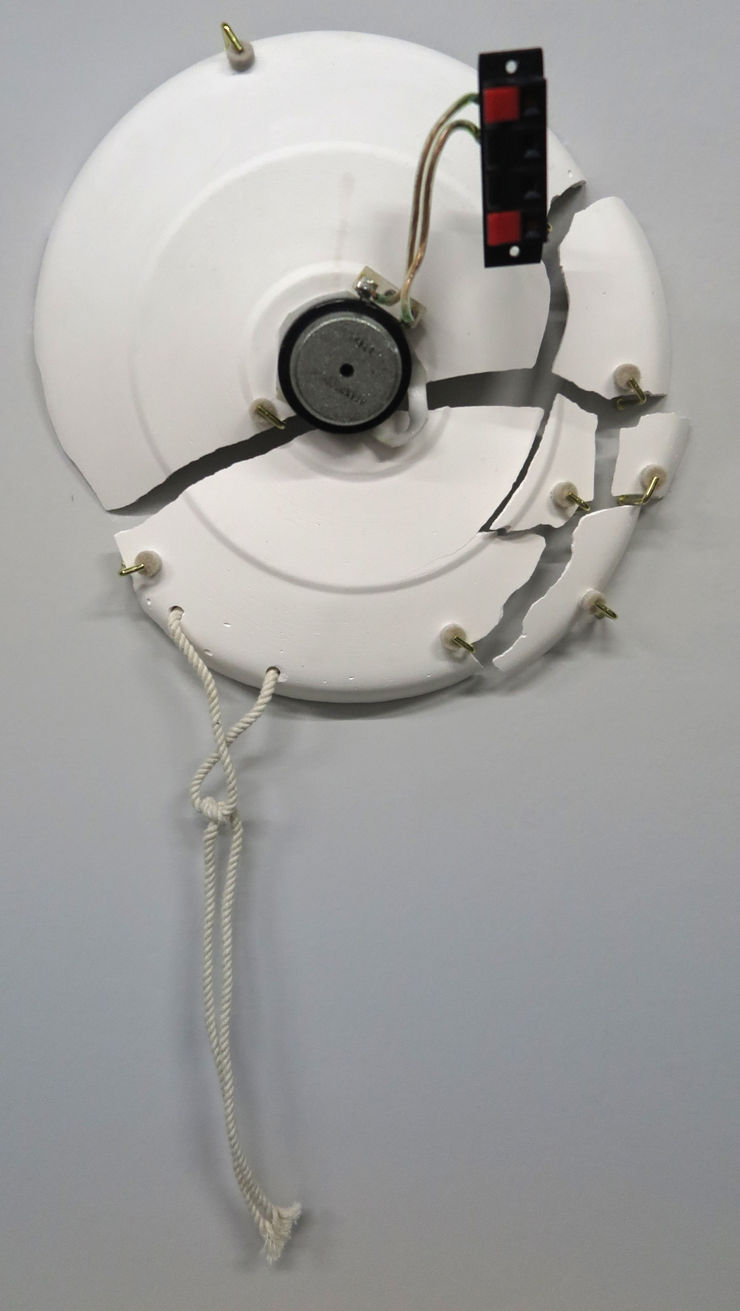 石膏鑼 #2 Plaster Gong #2