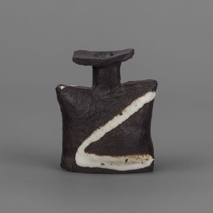 Janet Leach, Small bottle vase, c.1990