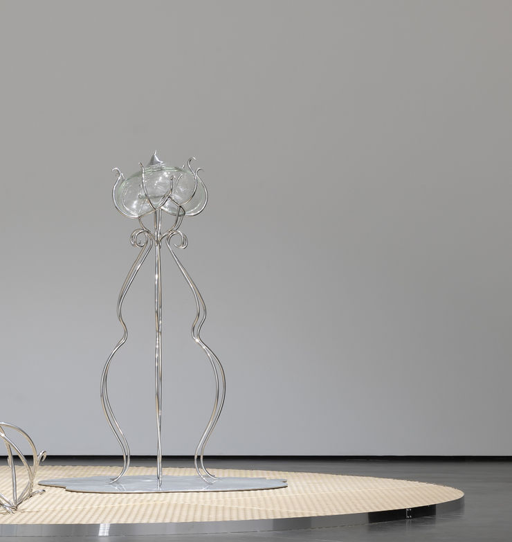 Omyo Cho In-vitro, 2023 glass, aluminum stainless steel, resin, pigment 120 x 120 x 150 cm