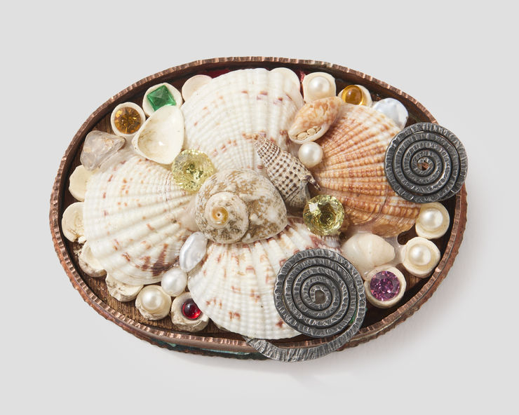 Robert Ebendorf, From the Beach Brooch, 2011