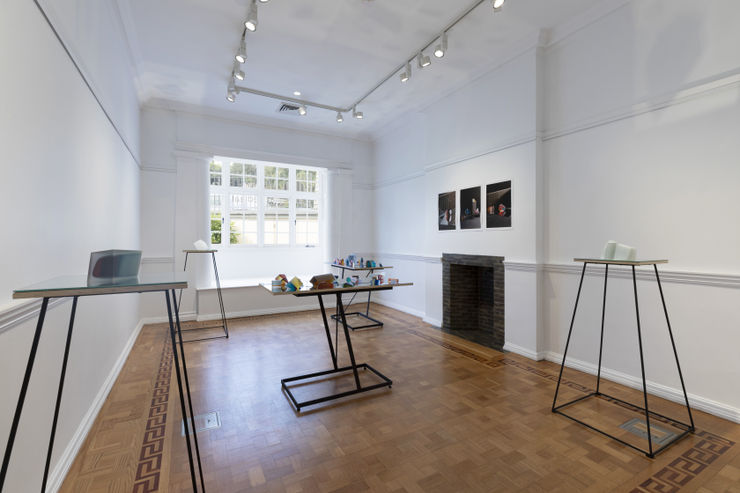 Madisyn Zabel at Woollahra gallery; photographed by Jessica Maurer