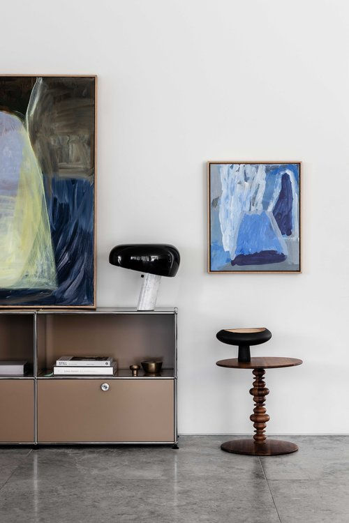 JENNY LUNGREN (LEFT) Bay Pavillion by Interior Designer Brahman Perera. Photographed by Timothy Kaye.