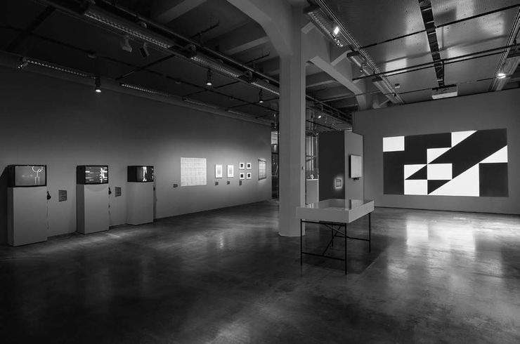 vistas gerais da exposição “Analivia Cordeiro: From Body to Code”, ZKM Center for Arte and Media Karlsruhe,Alemanha, 2023. foto: Felix Grünschloß. © ZKM | Karlsruhe.