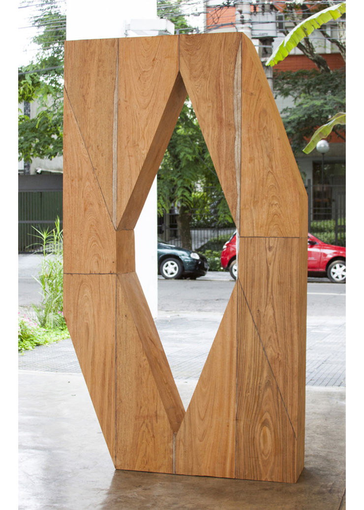 Raphaël Zarka, Série "Les Prismatiques", 2013