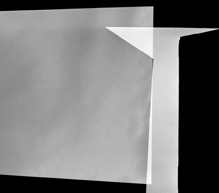 Geraldo de Barros Sem título | Untitled, 1949/2014 Gelatina e prata Gelatin silver print 28,5 x 31 cm 11.22 x 12.2 in Edição 7/15