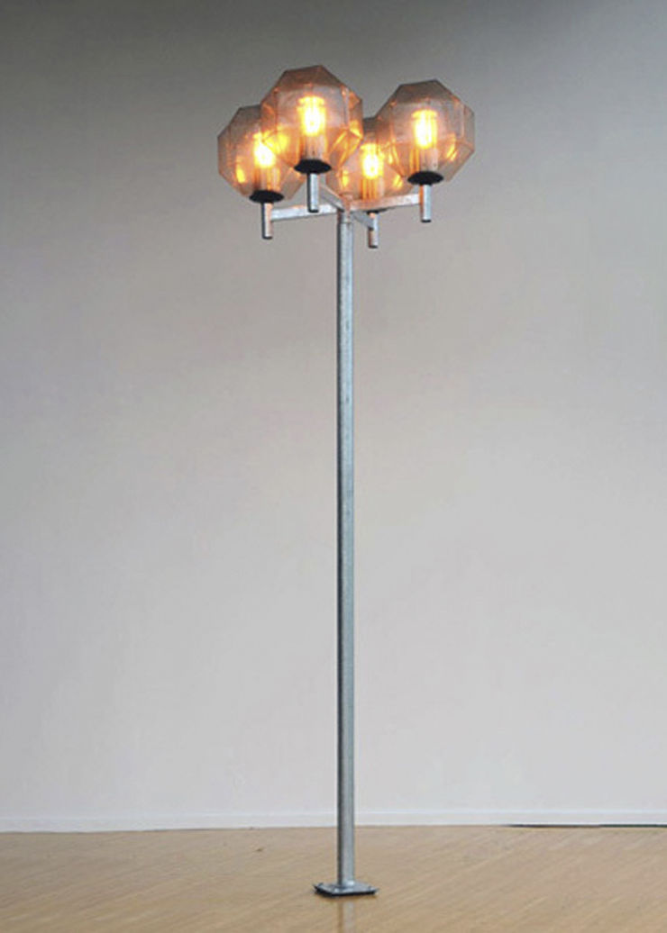 Raphaël Zarka, “Réverbère”, 2010