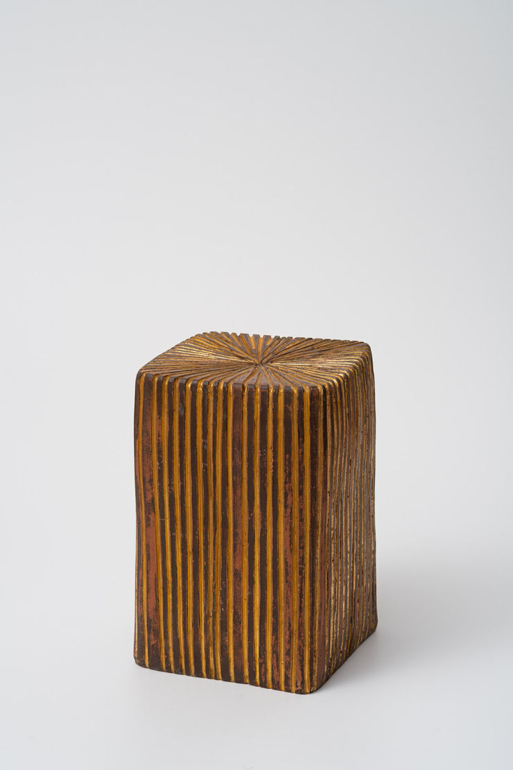 Campana Sopro na argila I, 2022 terracota e pintura envelhecida terracotta, aged paint 40,5 x 26 x 26 cm 15.94 x 10.24 x 10.24 in Ed 3/4 + 2 P.A.