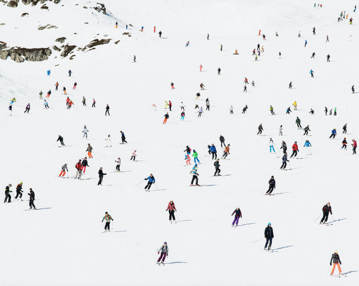 CROWDED SLOPES
