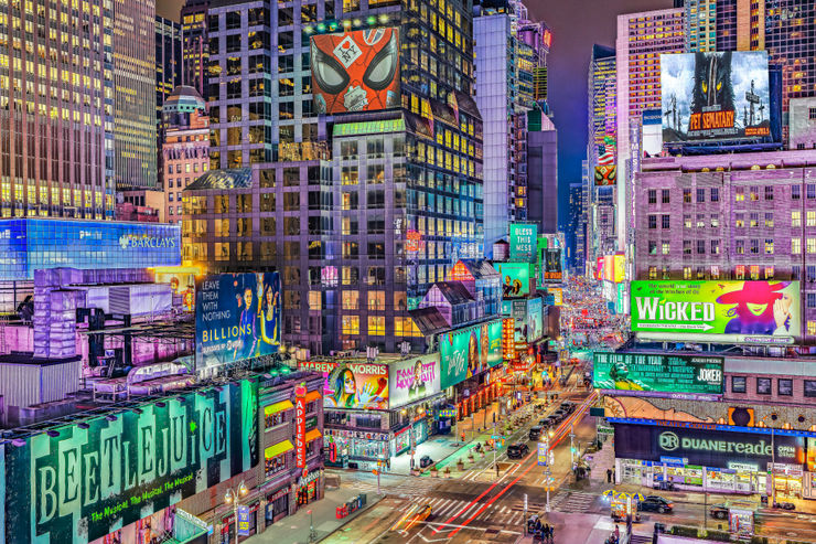 WINDOW GAZING (SKYLINE VIEW FROM TOP OF THE ROCK), 2021