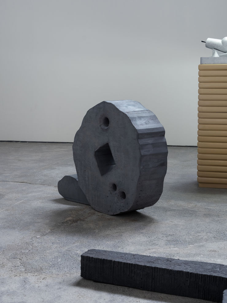 Carlos H. Matos I make myself useful, 2025 Pigmented concrete 60 x 78 x 18 cm (23.6 x 31 x 7 in) 55 kg Ed. of 1 + 1 AP