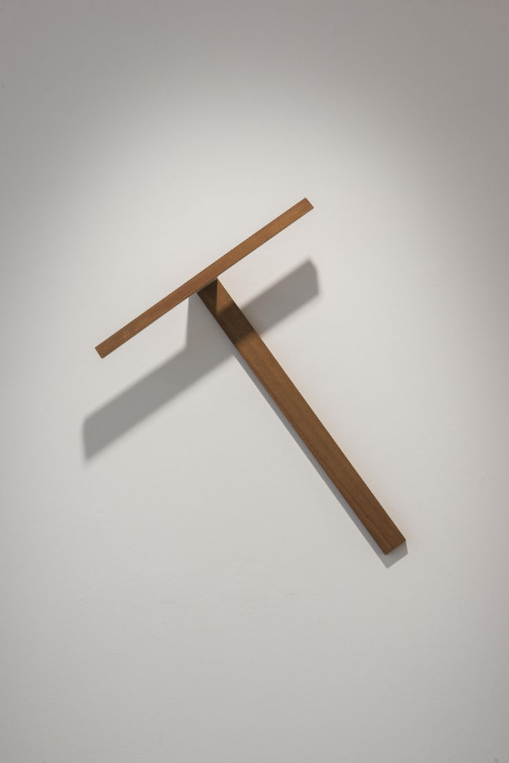 Miður morgunn, 2016 Iroko 50 x 37,5 x 13 cm KEH0175