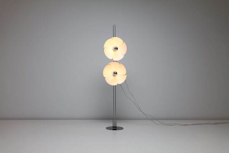 Olivier Mourgue Flower Lamp Model 2093-150, 1967 Aluminium, Chrome, Metal. Front view light on