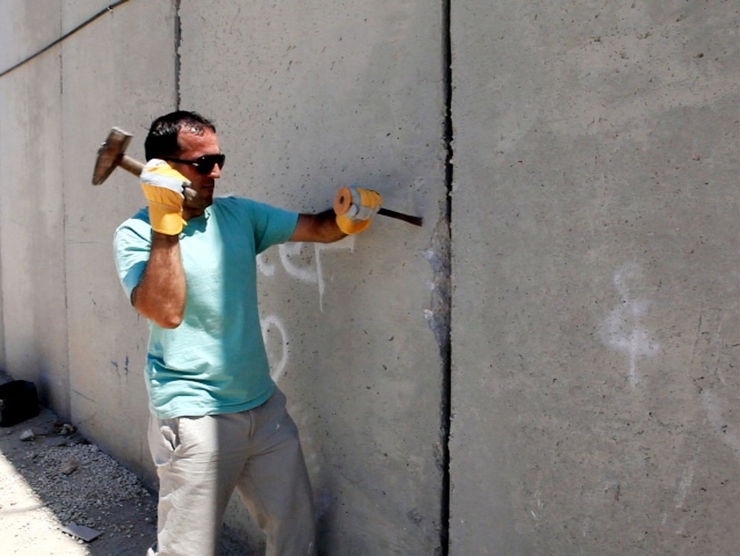 Khaled Jarrar takes part in RCD>PLY>RWD>FFWD>STOP>EJ