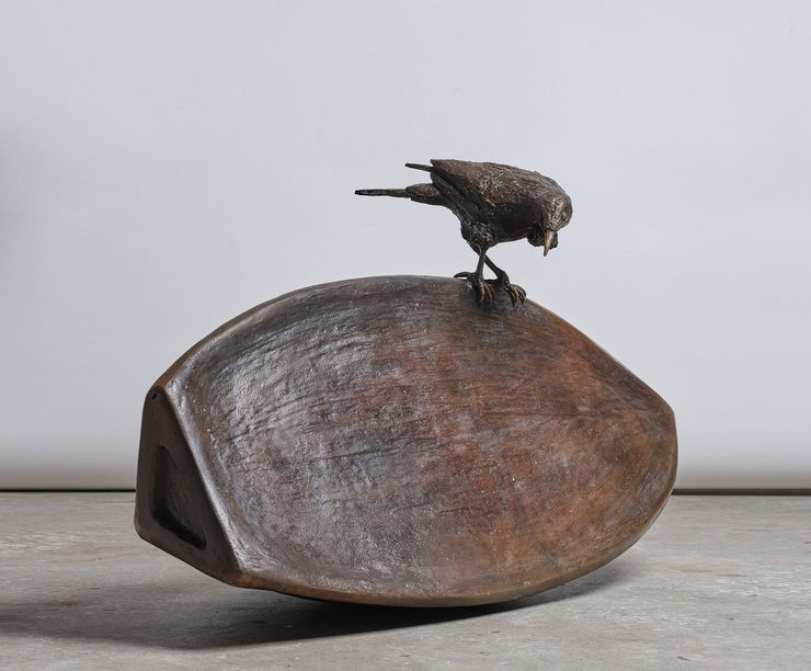 Fiona Garlick Tui and Seed, 2023 Cast bronze 50 x 86 x 32 cm